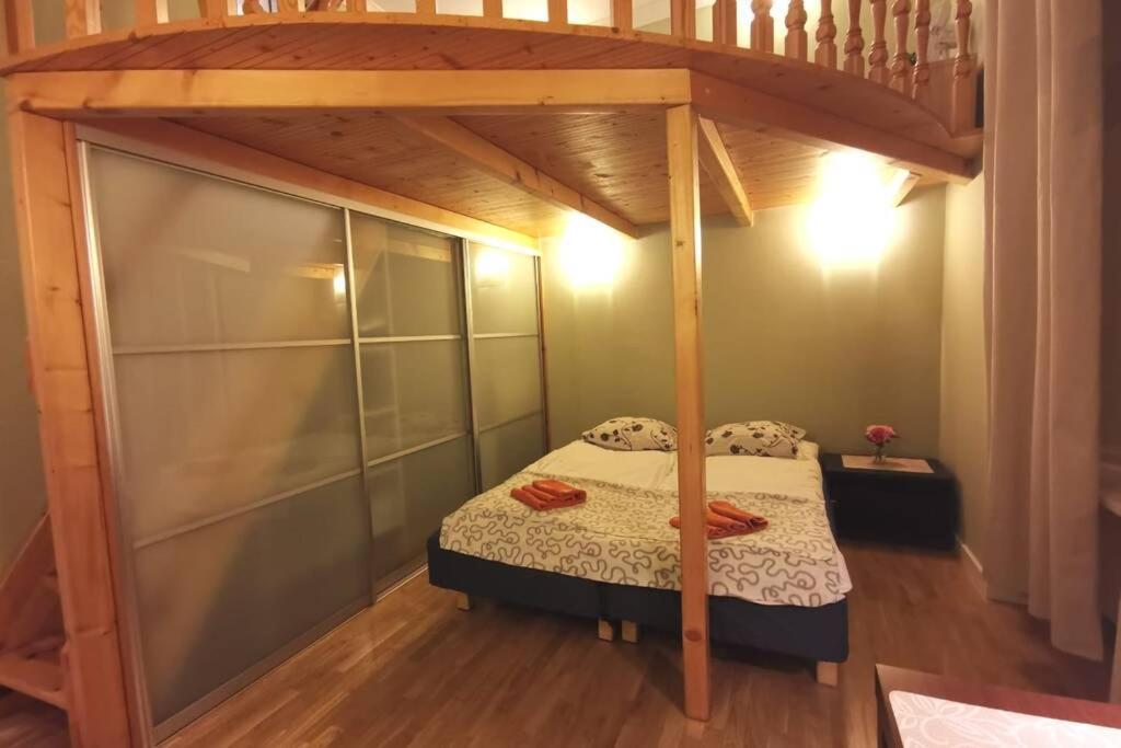 Bright&Comfy Apt -Few Min To Main Square クラクフ エクステリア 写真